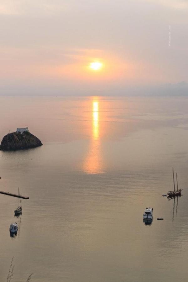 Villa Isabella Ponza Zewnętrze zdjęcie